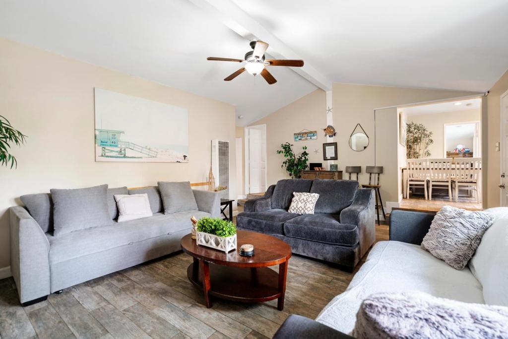 Oceanside Rocks Family Vacation Home Bagian luar foto