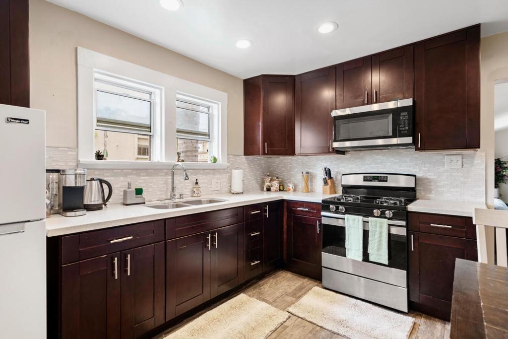 Oceanside Rocks Family Vacation Home Bagian luar foto