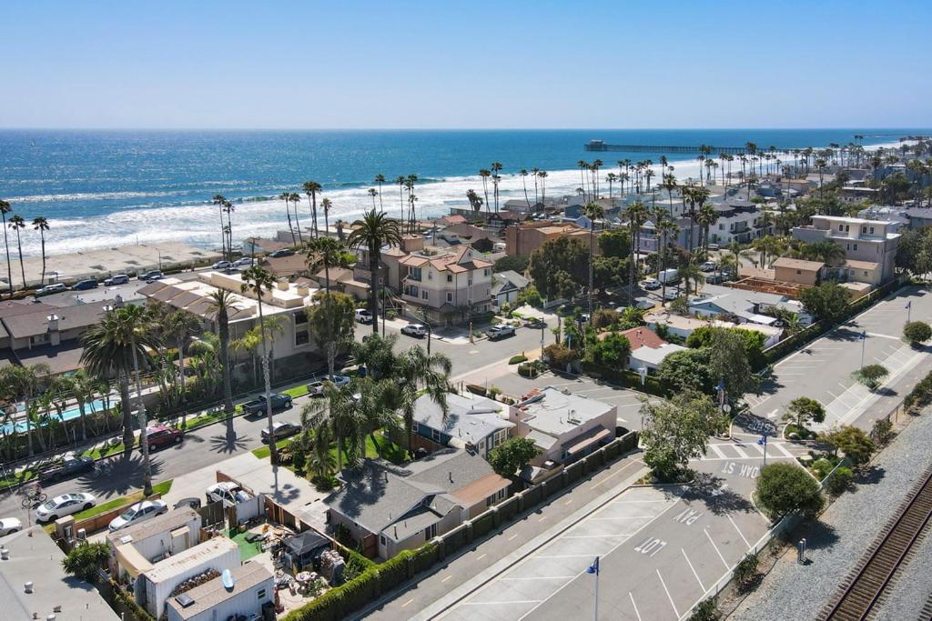 Oceanside Rocks Family Vacation Home Bagian luar foto