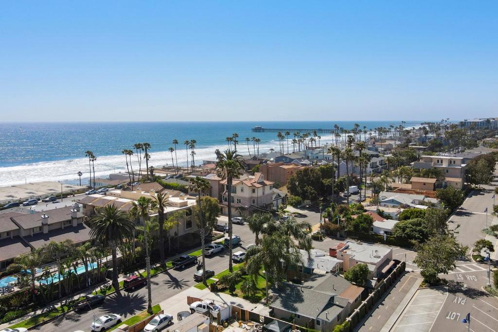 Oceanside Rocks Family Vacation Home Bagian luar foto