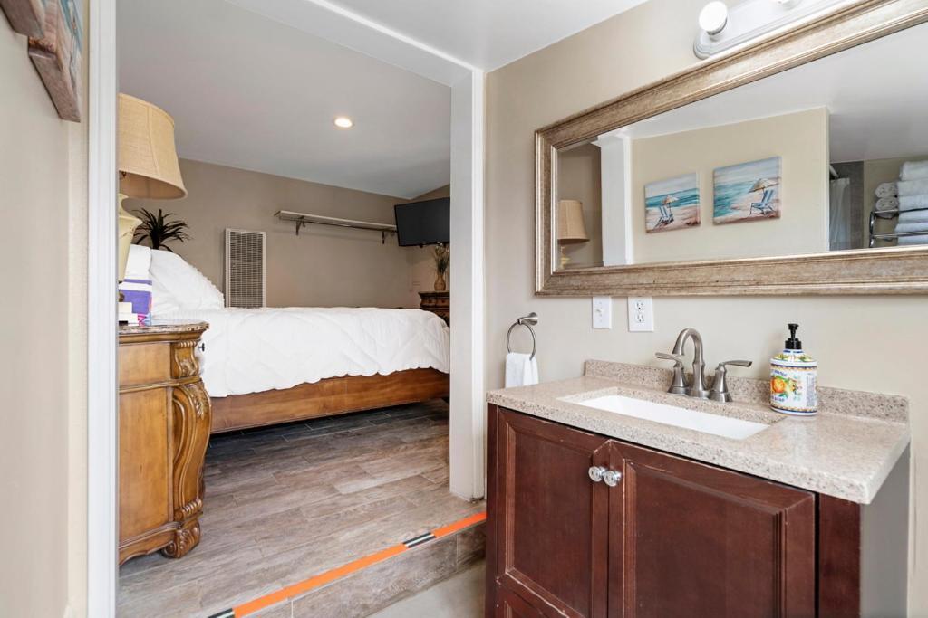 Oceanside Rocks Family Vacation Home Bagian luar foto